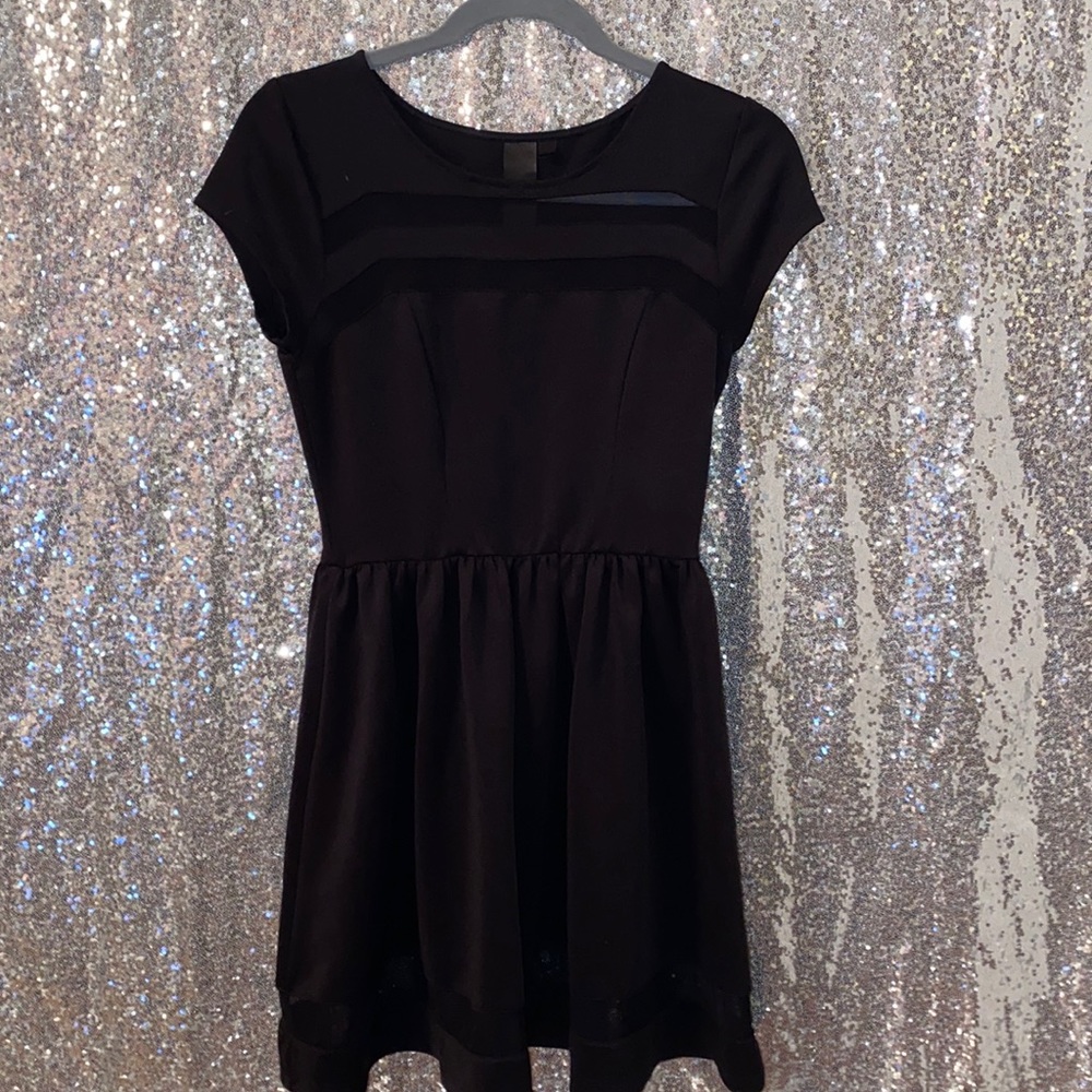 Casual Sheer Stripe Basic Black Dress